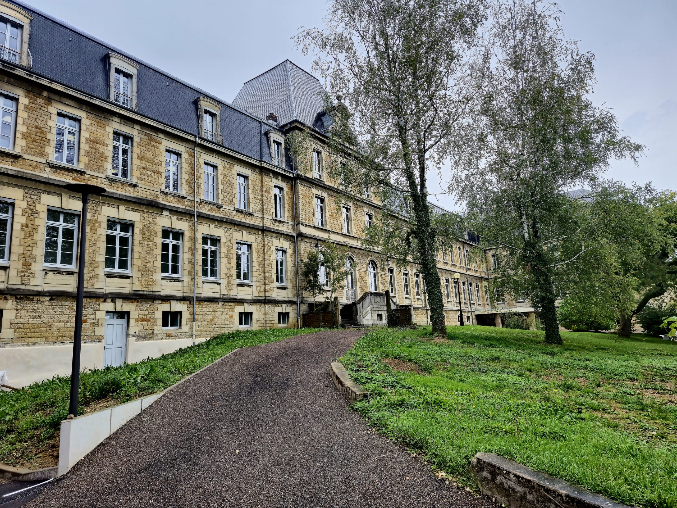 photo cité gérôme extérieur