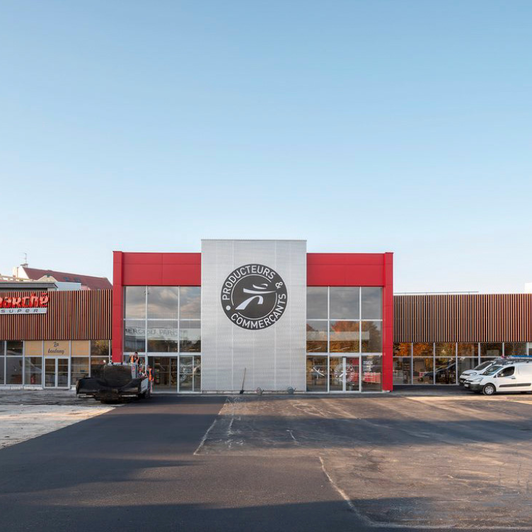 local commercial cassin besancon 1